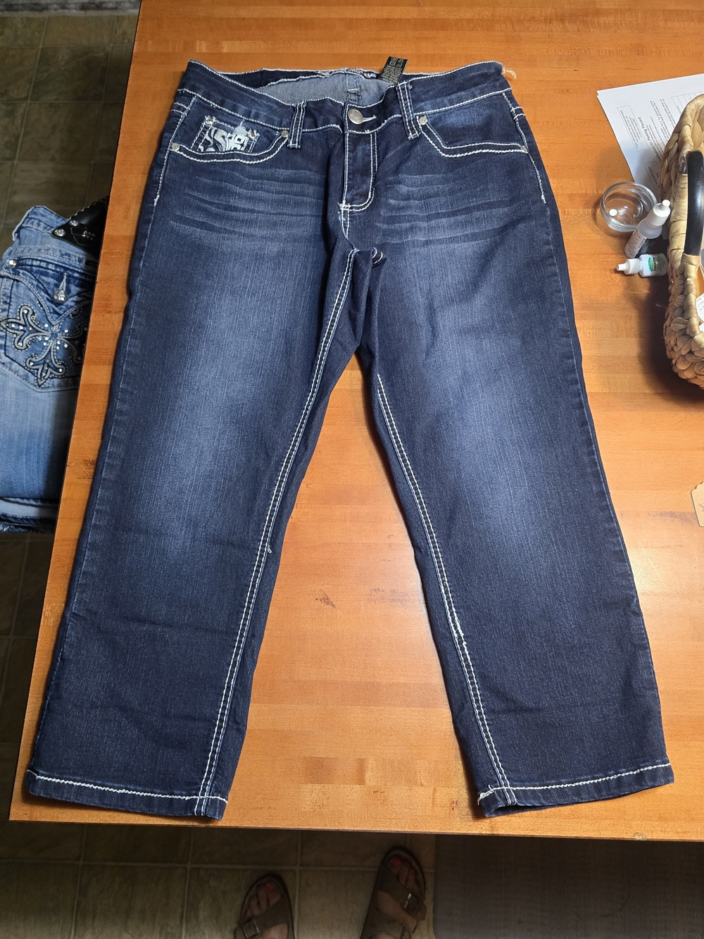 Love Indigo Dark Blue Cropped Jeans with Contrast Stitching